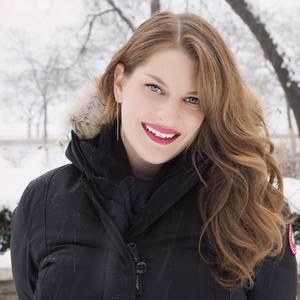 Meet your Posher, Caroline